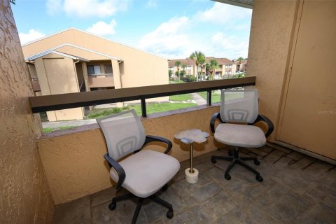 Condo in Orlando, Florida, 2 bedrooms  № 1787347 - photo 6
