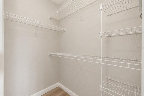 Condo in Orlando, Florida, 1 bedroom  № 2237974 - photo 23