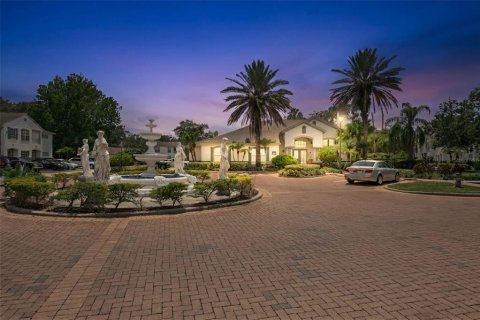 Condo in Orlando, Florida, 1 bedroom  № 2237974 - photo 28