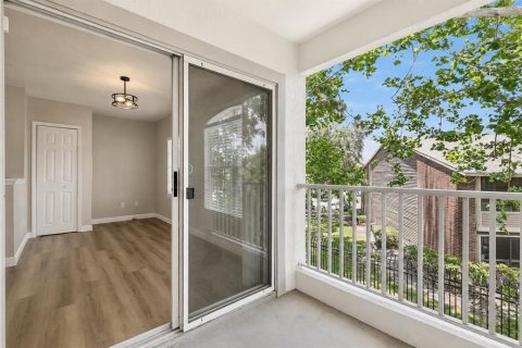Condo in Orlando, Florida, 1 bedroom  № 2237974 - photo 12