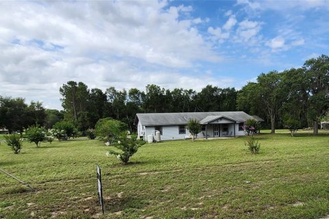 Купить виллу или дом в Эстатула, Флорида 7 комнат, 103.68м2, № 1797435 - фото 1