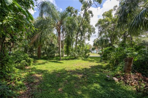 Terreno en venta en Tampa, Florida № 1912755 - foto 14