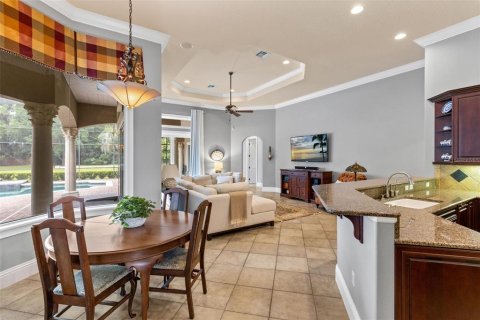House in Sanford, Florida 4 bedrooms, 391.95 sq.m. № 2121749 - photo 9