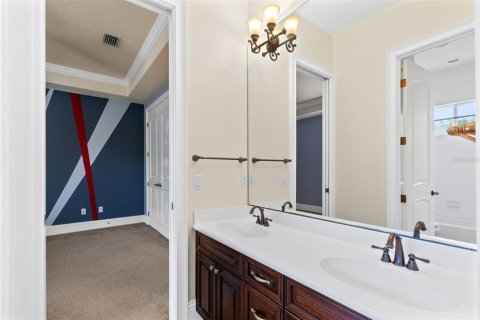 House in Sanford, Florida 4 bedrooms, 391.95 sq.m. № 2121749 - photo 26