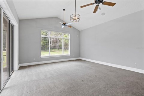 House in Sanford, Florida 4 bedrooms, 391.95 sq.m. № 2121749 - photo 20