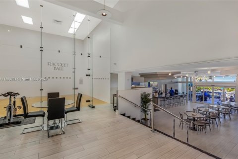 Снять в аренду кондоминиум в Санни-Айлс-Бич, Флорида 3 спальни, 225.75м2, № 1979518 - фото 25