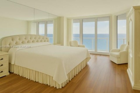 Снять в аренду кондоминиум в Санни-Айлс-Бич, Флорида 3 спальни, 225.75м2, № 1979518 - фото 9