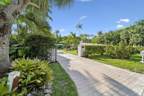 Casa en alquiler en Parkland, Florida, 4 dormitorios, 323.49 m2 № 1932335 - foto 1