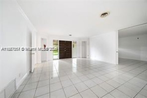 Casa en alquiler en Parkland, Florida, 4 dormitorios, 323.49 m2 № 1932335 - foto 11