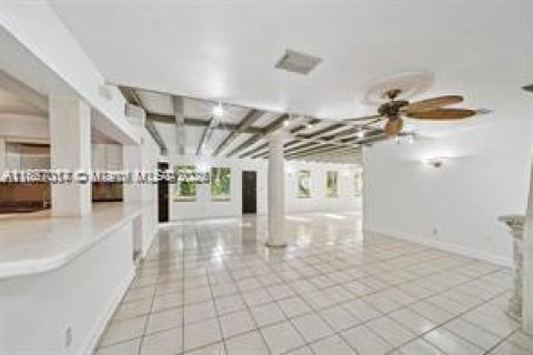 Casa en alquiler en Parkland, Florida, 4 dormitorios, 323.49 m2 № 1932335 - foto 10