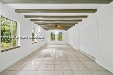 Casa en alquiler en Parkland, Florida, 4 dormitorios, 323.49 m2 № 1932335 - foto 9