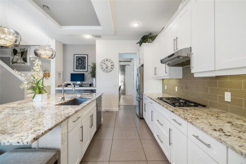 House in Bradenton, Florida 4 bedrooms, 348.01 sq.m. № 1783239 - photo 19