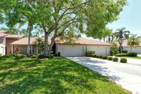 Condo in Sarasota, Florida, 3 bedrooms  № 1635126 - photo 1