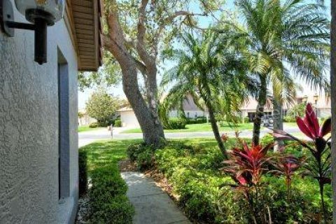 Condo in Sarasota, Florida, 3 bedrooms  № 1635126 - photo 4