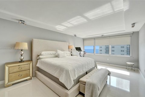 Copropriété à vendre à Hollywood, Floride: 2 chambres, 173.54 m2 № 2068100 - photo 21