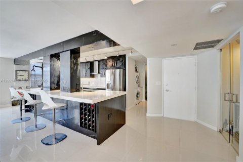 Copropriété à vendre à Hollywood, Floride: 2 chambres, 173.54 m2 № 2068100 - photo 20