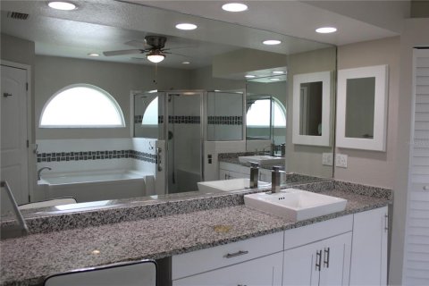 Villa ou maison à louer à Bradenton, Floride: 3 chambres, 215.44 m2 № 1837184 - photo 14