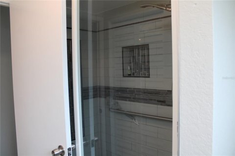 Villa ou maison à louer à Bradenton, Floride: 3 chambres, 215.44 m2 № 1837184 - photo 21