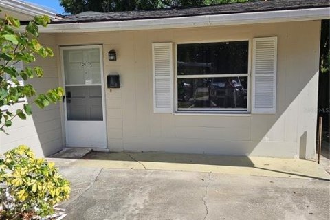Apartment in Orlando, Florida 2 bedrooms, 159.14 sq.m. № 1630336 - photo 1