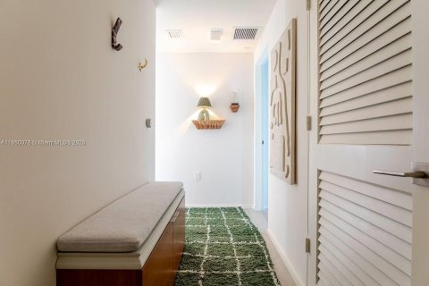 Купить кондоминиум в Майами, Флорида 3 спальни, 133.31м2, № 2015560 - фото 27