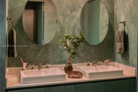 Купить кондоминиум в Майами, Флорида 3 спальни, 133.31м2, № 2015560 - фото 12