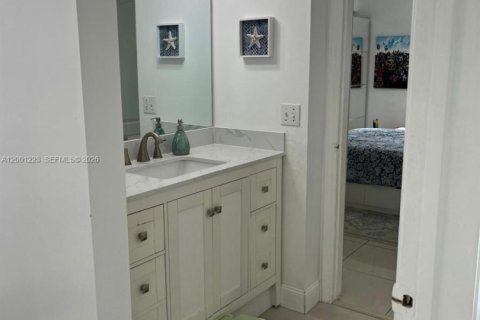 Condo in Miami, Florida, 1 bedroom  № 2065184 - photo 21