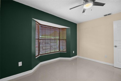 House in Deltona, Florida 3 bedrooms, 160.16 sq.m. № 1823325 - photo 18