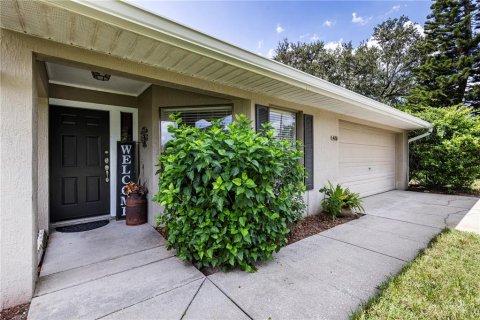 House in Mount Dora, Florida 3 bedrooms, 136.47 sq.m. № 1902441 - photo 6