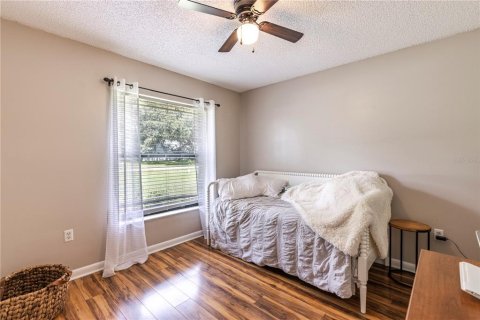 House in Mount Dora, Florida 3 bedrooms, 136.47 sq.m. № 1902441 - photo 19