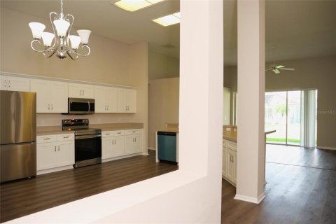 Casa en venta en Orlando, Florida, 4 dormitorios, 243.96 m2 № 1447587 - foto 8
