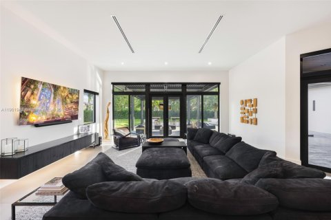 Villa ou maison à vendre à Davie, Floride: 5 chambres, 351.26 m2 № 1954562 - photo 17