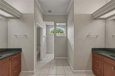 House in Winter Haven, Florida 4 bedrooms, 236.9 sq.m. № 2223374 - photo 28