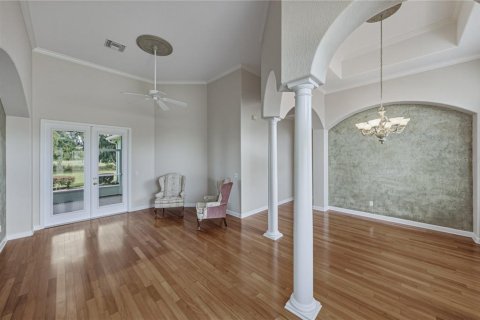 House in Winter Haven, Florida 4 bedrooms, 236.9 sq.m. № 2223374 - photo 6