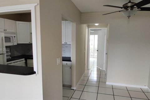 Condominio en venta en West Palm Beach, Florida, 1 dormitorio, 61.59 m2 № 1867851 - foto 4