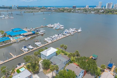 Villa ou maison à vendre à Daytona Beach, Floride: 2 chambres, 146.6 m2 № 2201266 - photo 30