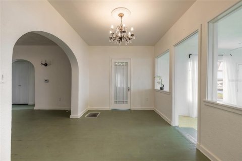 Villa ou maison à vendre à Daytona Beach, Floride: 2 chambres, 146.6 m2 № 2201266 - photo 4