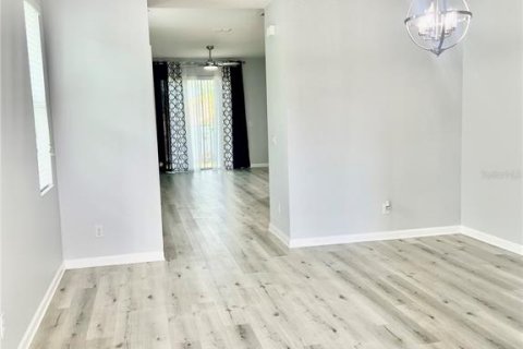Villa ou maison à vendre à Kissimmee, Floride: 4 chambres, 225.94 m2 № 2131023 - photo 6