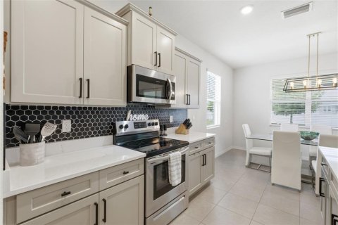 House in Riverview, Florida 3 bedrooms, 153.2 sq.m. № 2216934 - photo 13