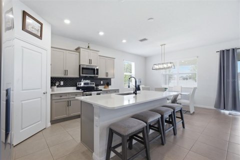 House in Riverview, Florida 3 bedrooms, 153.2 sq.m. № 2216934 - photo 8