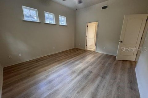 Casa en alquiler en Gainesville, Florida, 3 dormitorios, 146.51 m2 № 1771015 - foto 3