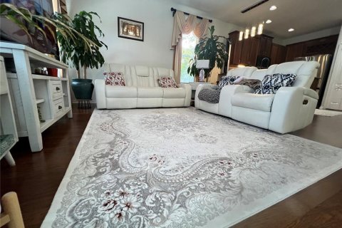 House in Wesley Chapel, Florida 3 bedrooms, 205.13 sq.m. № 1785301 - photo 9
