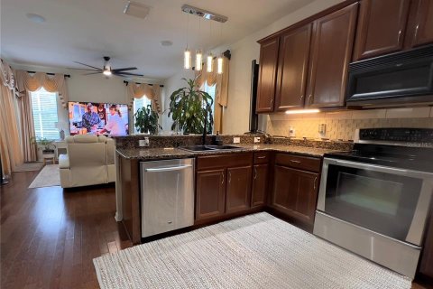 House in Wesley Chapel, Florida 3 bedrooms, 205.13 sq.m. № 1785301 - photo 13