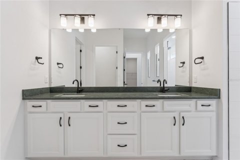 Casa en venta en Minneola, Florida, 3 dormitorios, 264.21 m2 № 2220363 - foto 25