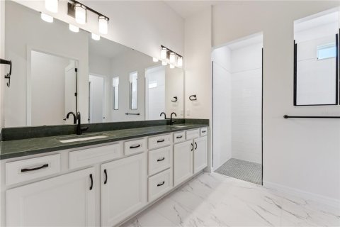 Casa en venta en Minneola, Florida, 3 dormitorios, 264.21 m2 № 2220363 - foto 26