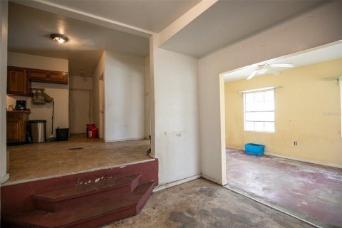 House in Lakeland, Florida 3 bedrooms, 109.07 sq.m. № 1911397 - photo 13