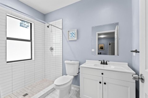 House in Wellington, Florida 12 bedrooms, 437.85 sq.m. № 2249189 - photo 21