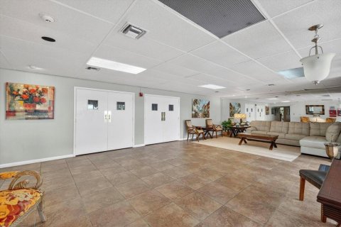Condo in Margate, Florida, 2 bedrooms  № 2173886 - photo 26