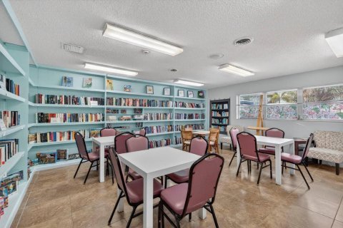 Condo in Margate, Florida, 2 bedrooms  № 2173886 - photo 28