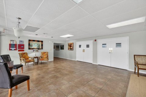 Condo in Margate, Florida, 2 bedrooms  № 2173886 - photo 27