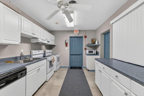 Condo in Margate, Florida, 2 bedrooms  № 2173886 - photo 29